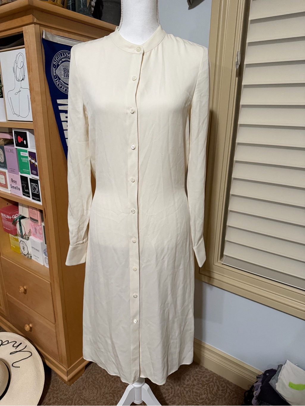 Theory 100% Silk Elegant Cream Long-Sleeve Button-Front Dress Size Small
